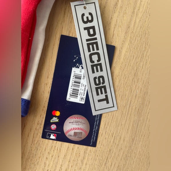 Chicago Cubs- baby onsies, 3 pack - Picture 2 of 13